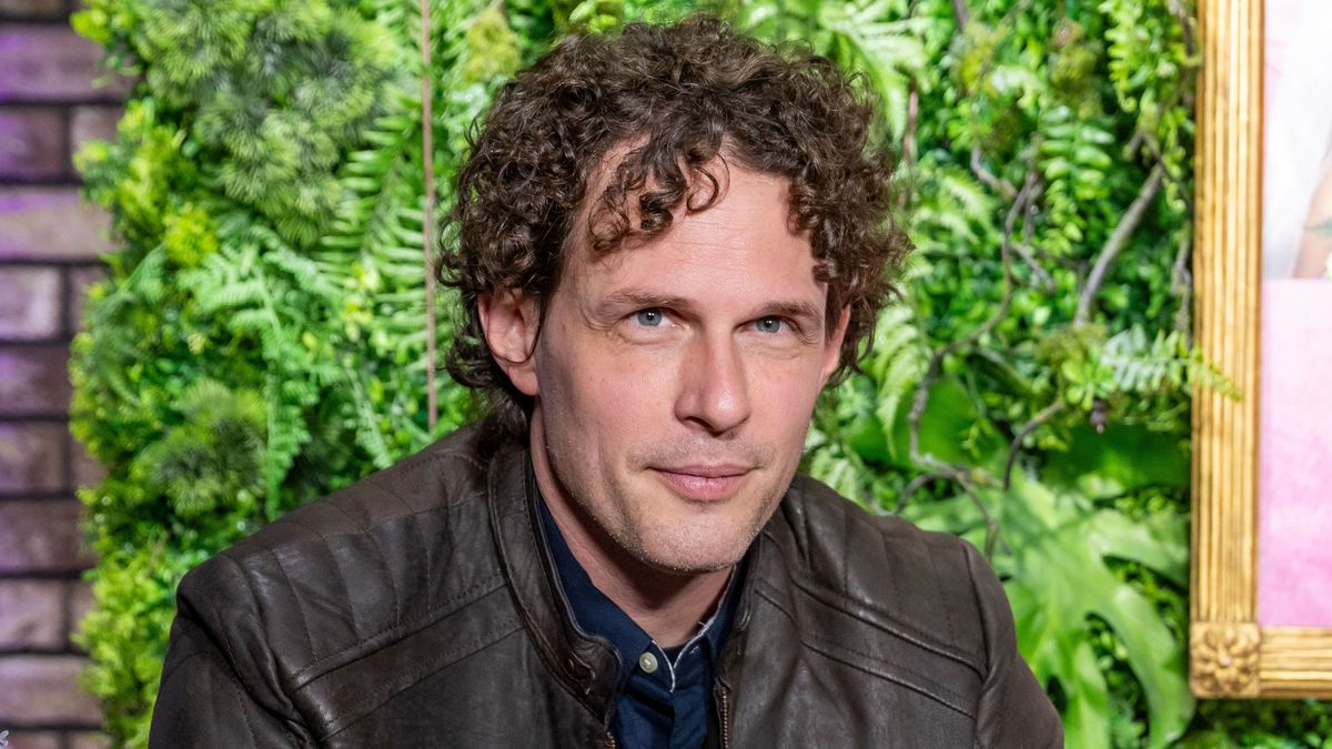 Gaál Viktor, a Házasság első látásra pszichológusa új szerepben látható: egy mesterséges intelligencia alkotta sci-fiben