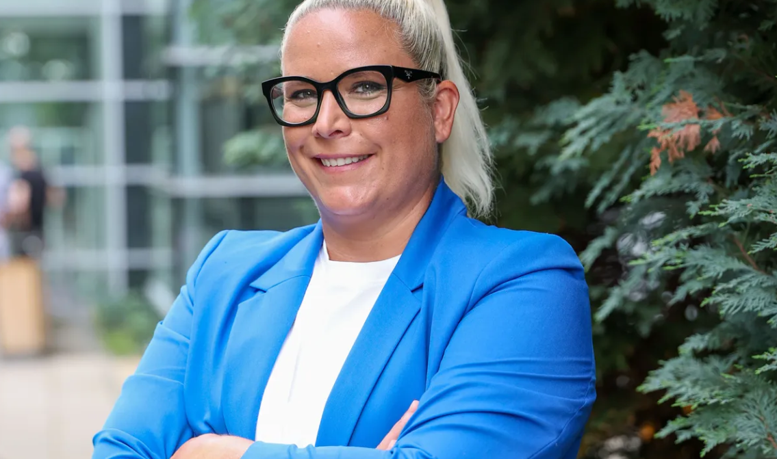 Risztov Éva lesz a Retró Rádió reggeli showjának legújabb tagja.