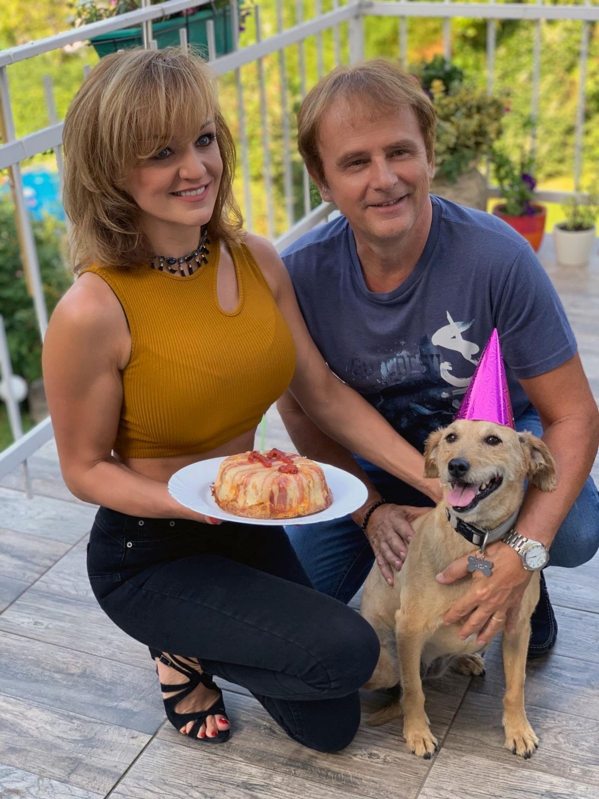 Szandi és férje, Bogdán Csaba, Maszat születésnapját is megünnepli 