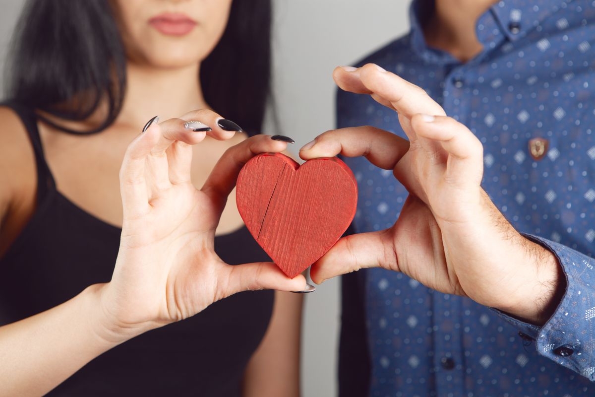 Február 14-e valentin-nap, vagyis báltint-nap.