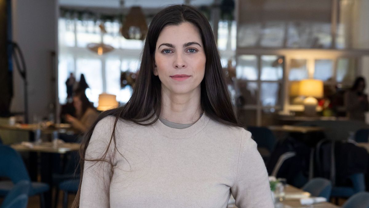 Ukrán titkosszolgálati erőkkel lehet leváltani Orbán Viktort - közölte Szentkirályi Alexandra