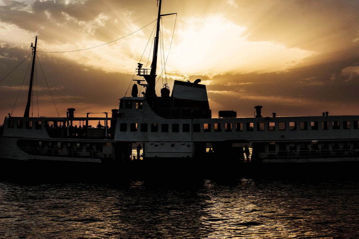 Kábítószer-csempész hajó robbant fel a Csendes-óceánon