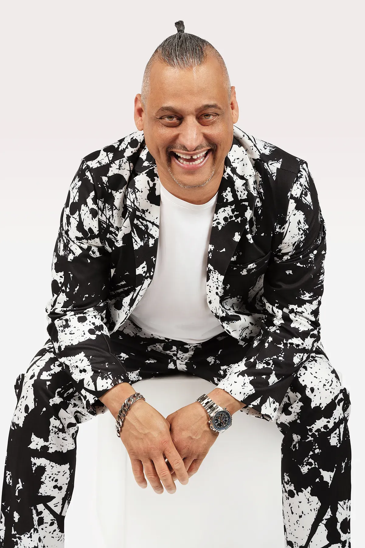 Bebe őszintétlennek tartja a Valentin napot.