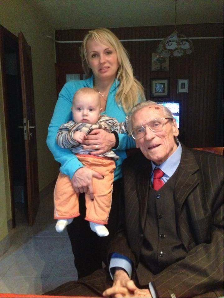 Egy az utolsó képek közül: Grosics Gyula lánya és unokája mellett