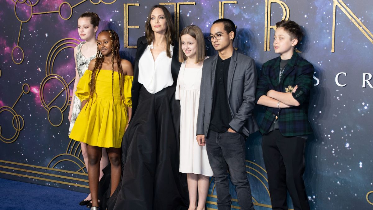 Galéria gyereknapra, nagycsaládos világsztárok a gyerekeikkel - METROPOL