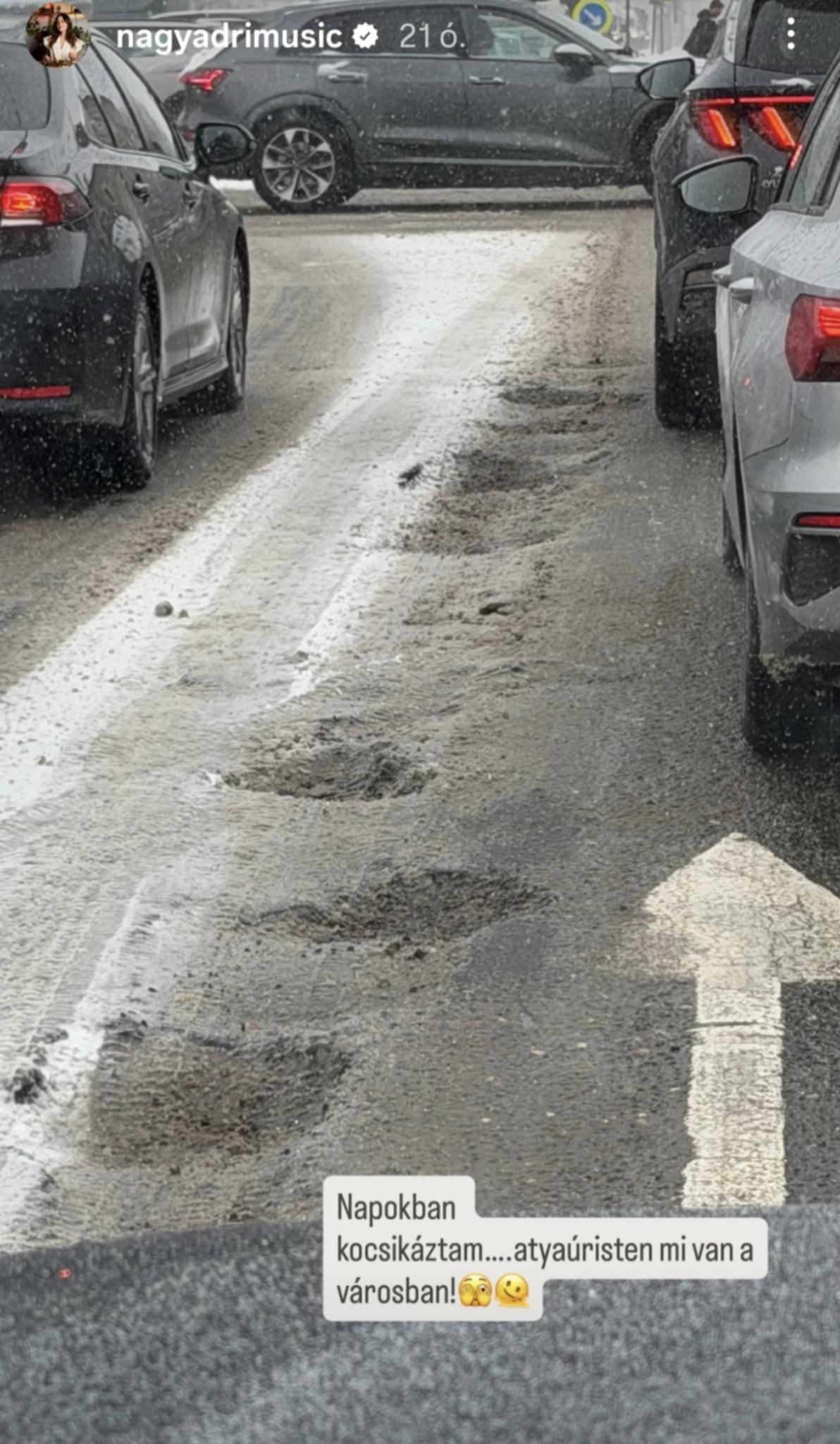 Nagy Adrit sokkolta a sok kátyú.