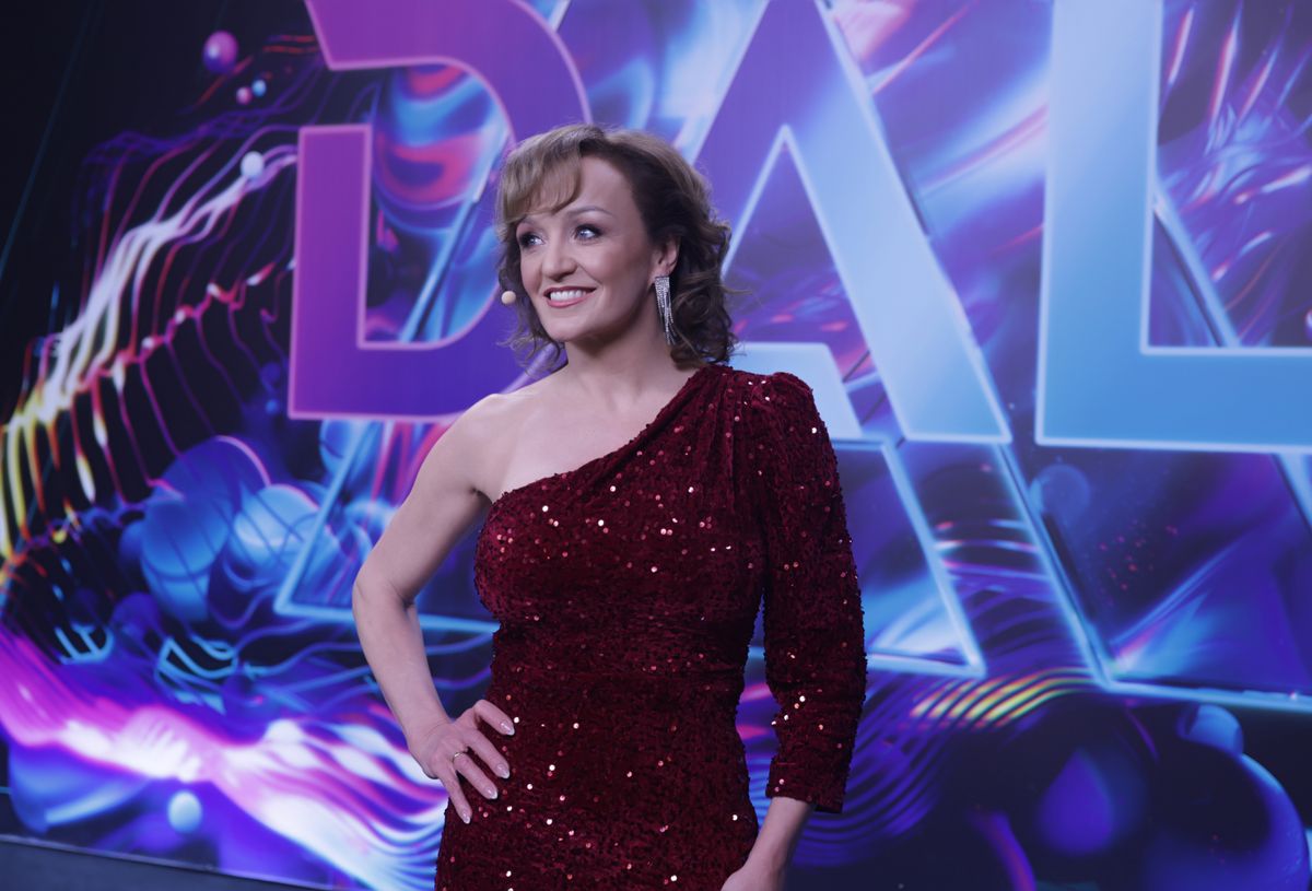 Szandi ruháját fia tervezte, az énekesnő nagyon büszke rá.