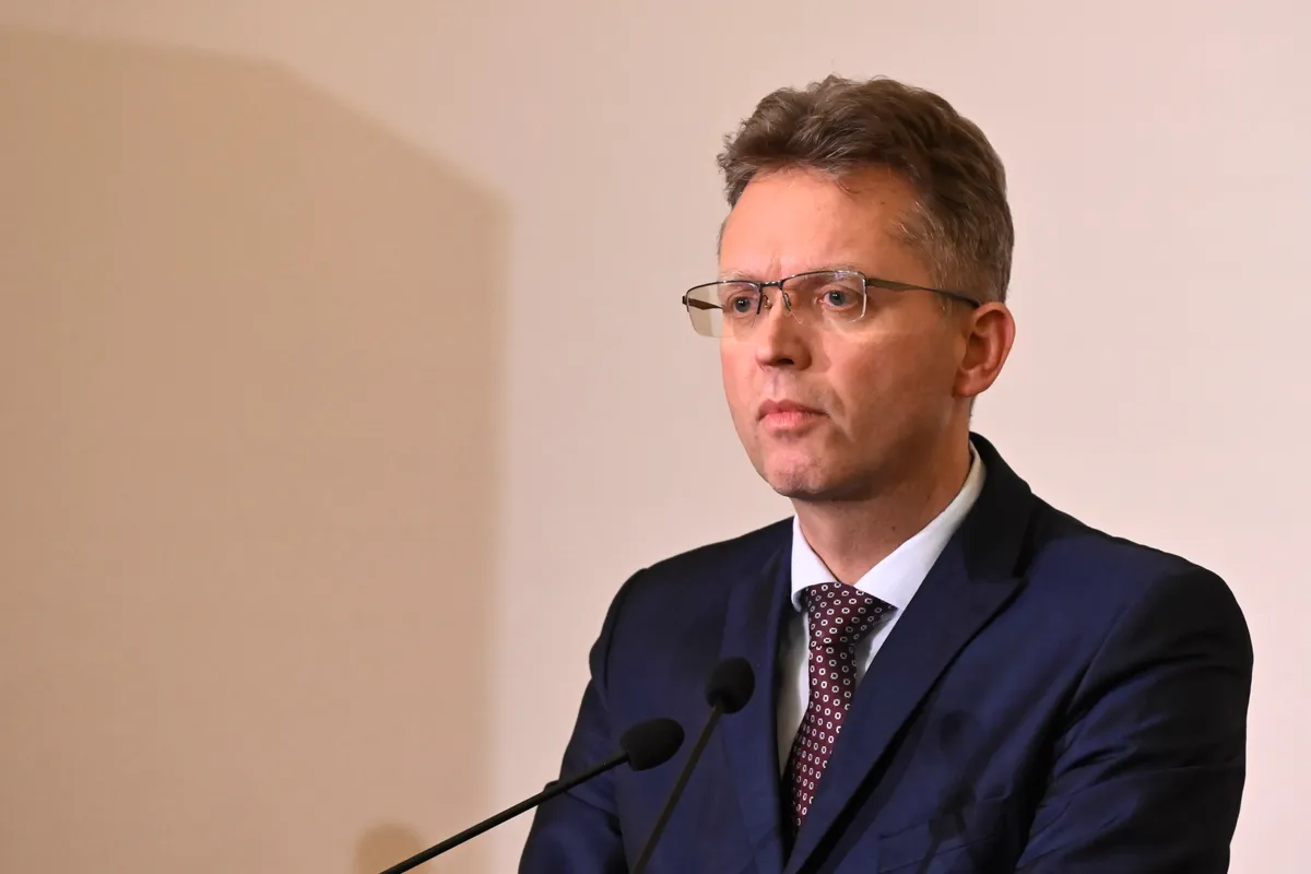 Hankó Balázs közölte: a Tisza  Párt 6 magyar egyetem Európai Bizottsággal folytatott perében Ursula von der Leyen és Manfred Weber oldalán áll.