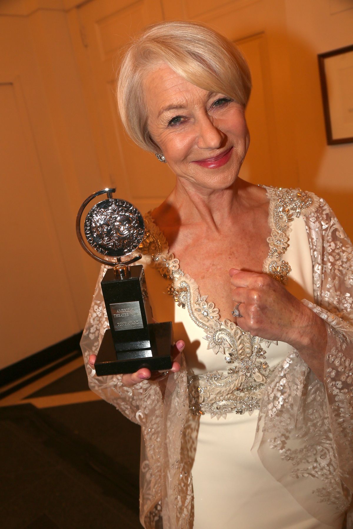 Hot feltöltés
Helen Mirren: "A francba: élek, és ez gyönyörű dolog"