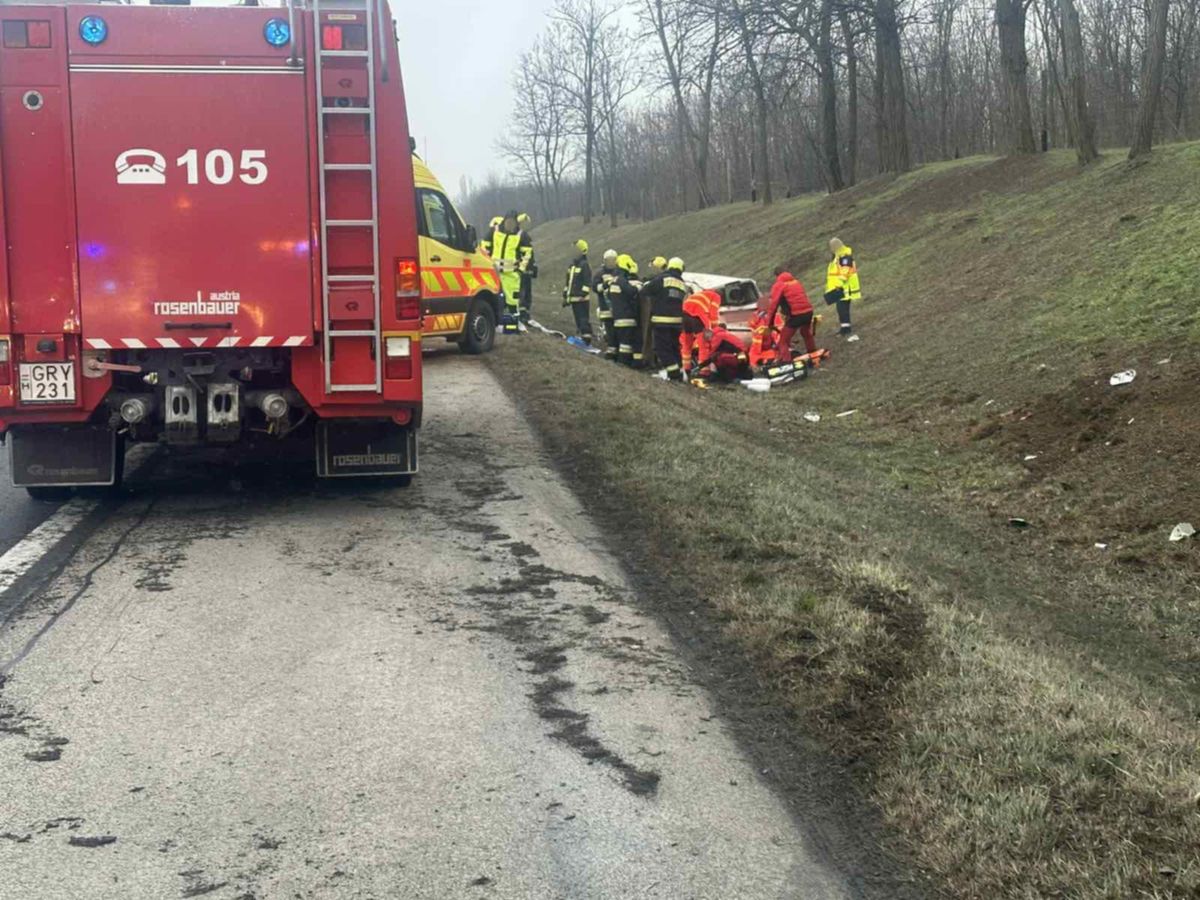 Az M5-ösön mentették az autós életét