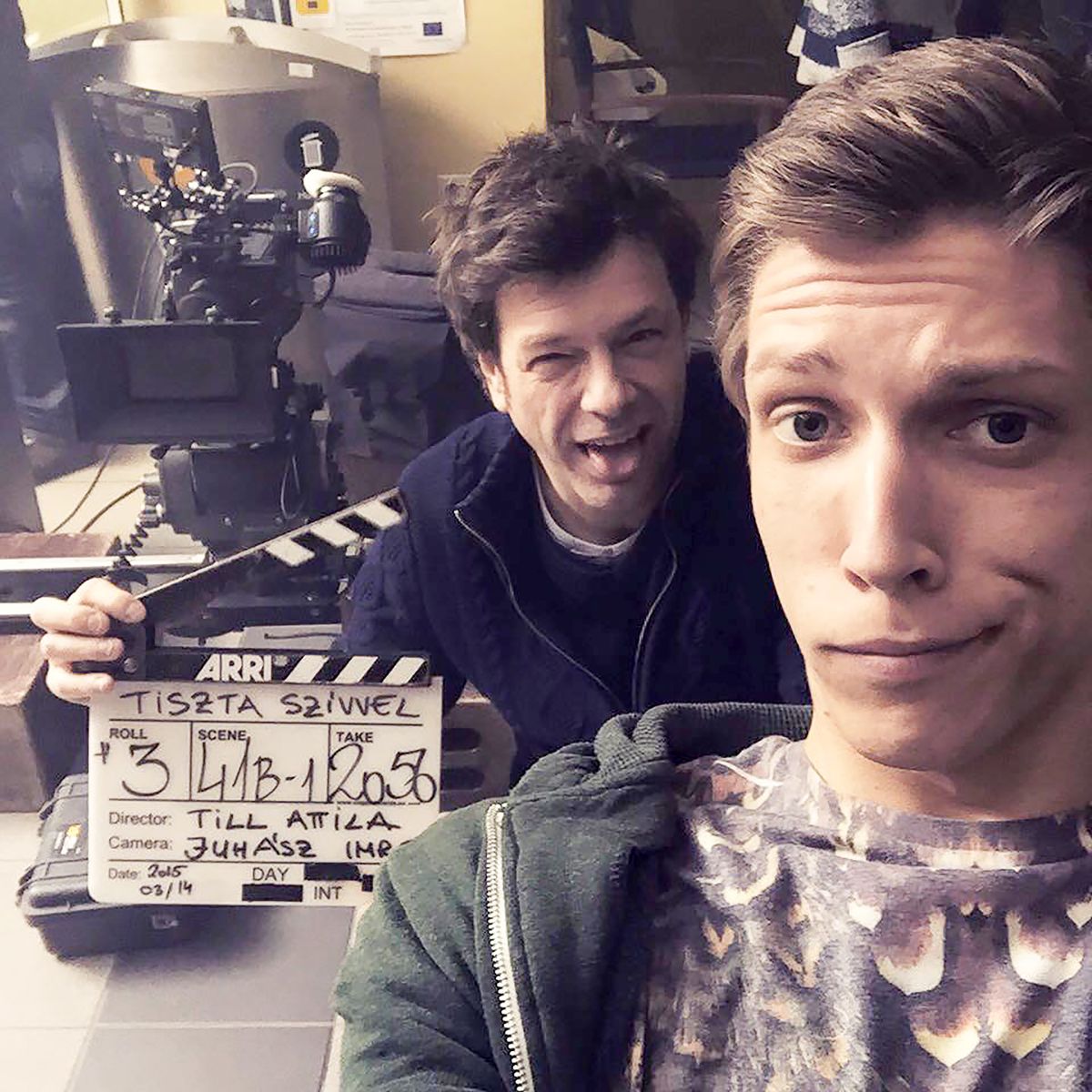 Hot feltöltés
Till Attila: "Tehetség pedig van dögivel"