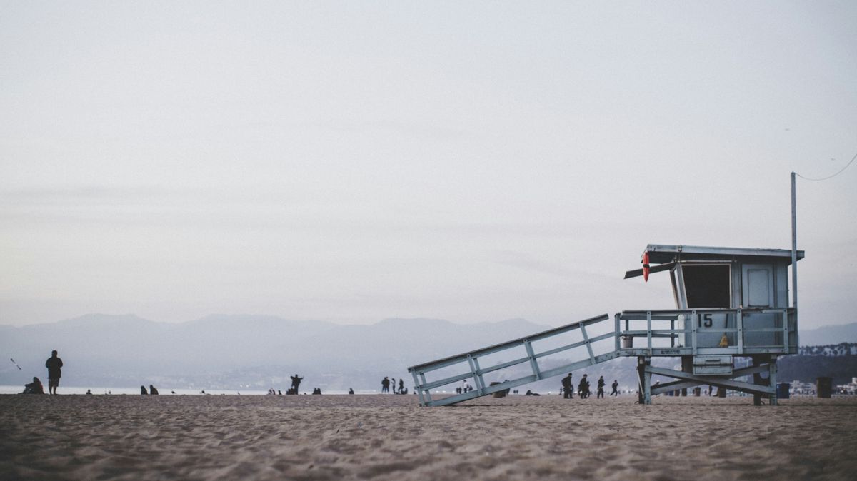 Letartóztatták a Baywatch bombázóját, Alexandra Pault