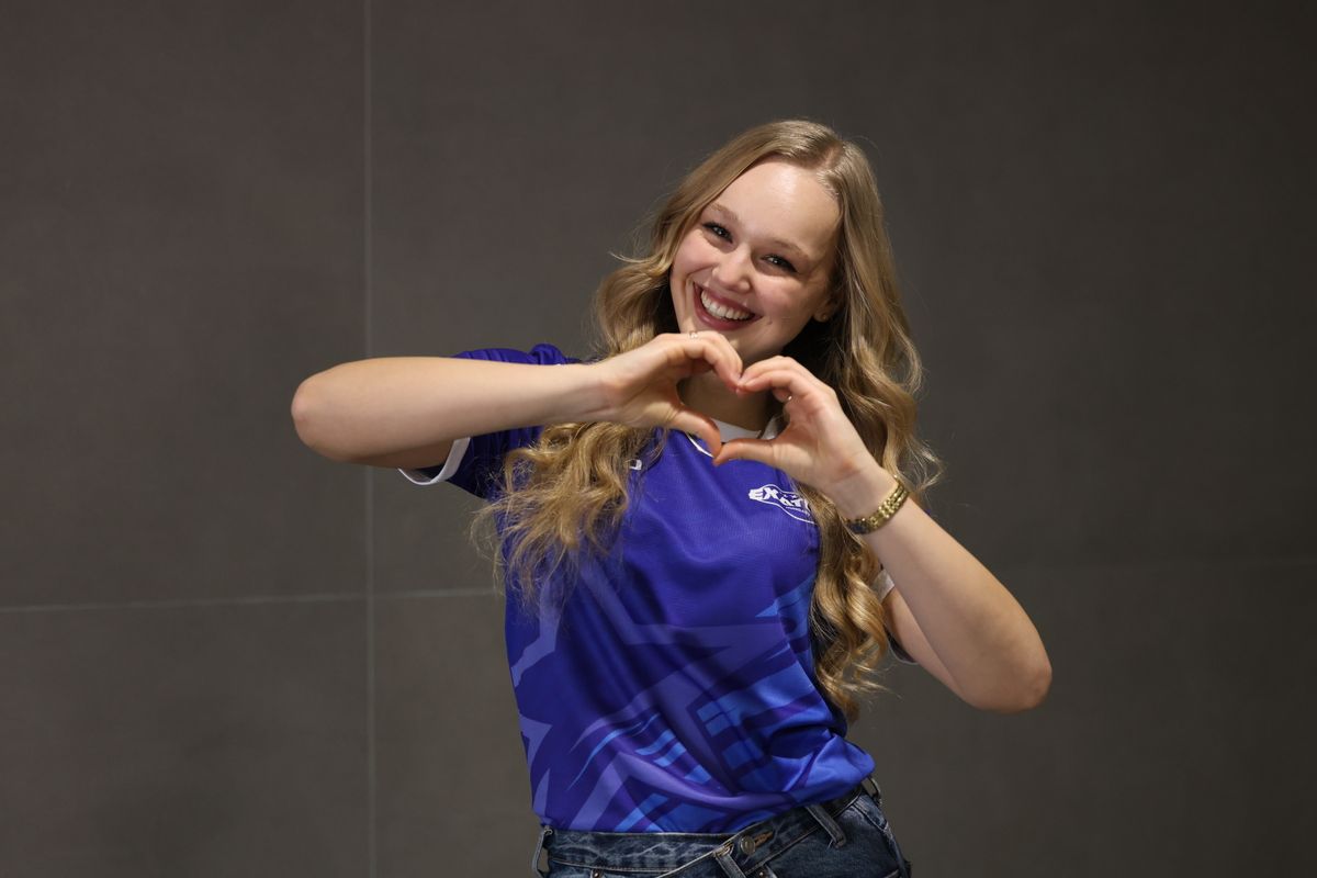 Az Exatlon Sótonyi Borókája mindig buzdítja a csapatot a pozitív szemléletével.