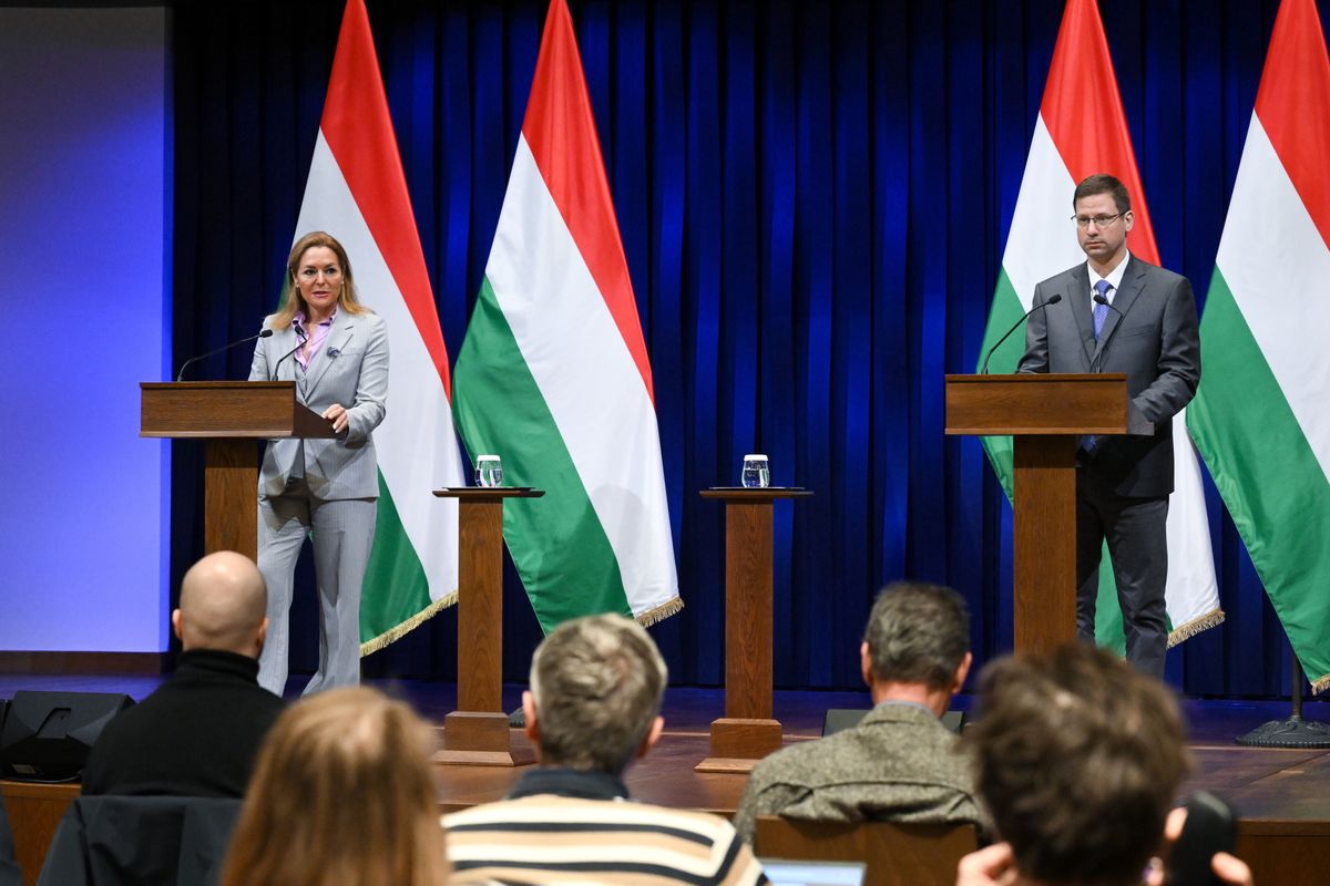 GULYÁS Gergely; VITÁLYOS Eszter