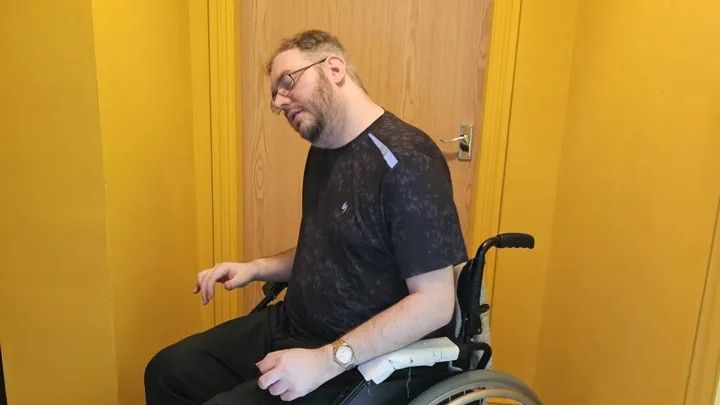 Az orvosok fülgyulladásnak hitték, de még mindig nem találták meg a betegség okát