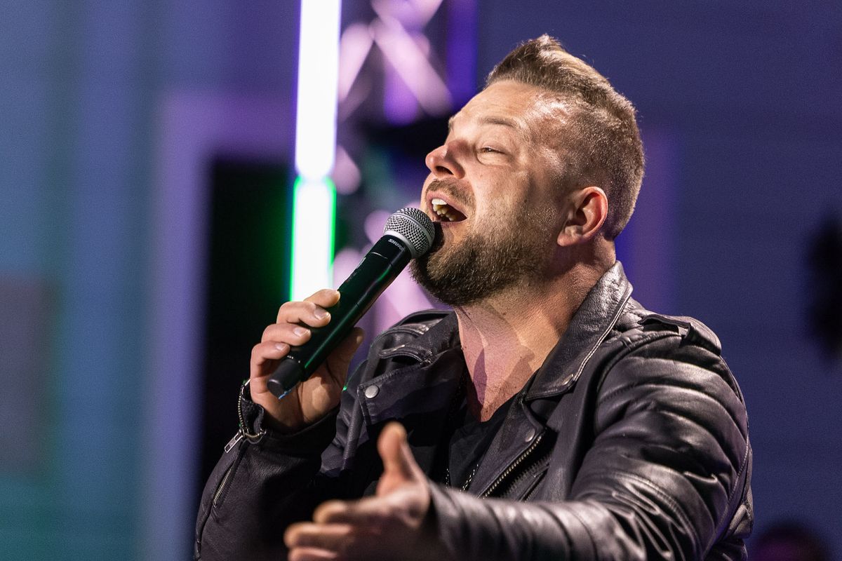 Orbán Viktor beszédének napján Gudics Máté lépett fel. 