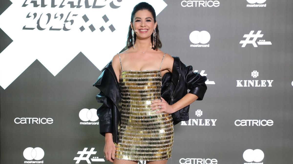 Furcsa bókot kapott Ördög Nóra a férjétől