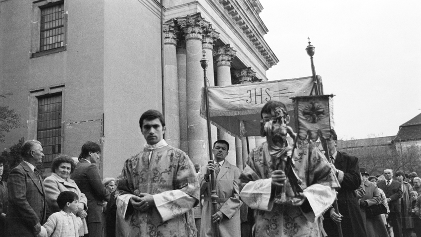 Kvíz kérdést ábrázoló kép.