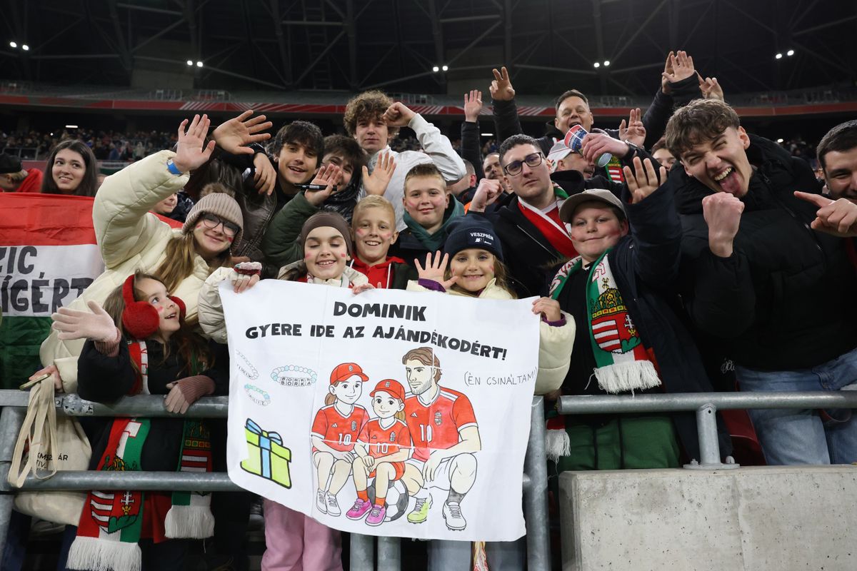Szoboszlai Dominik ajándékot kapott a Puskás Arénában