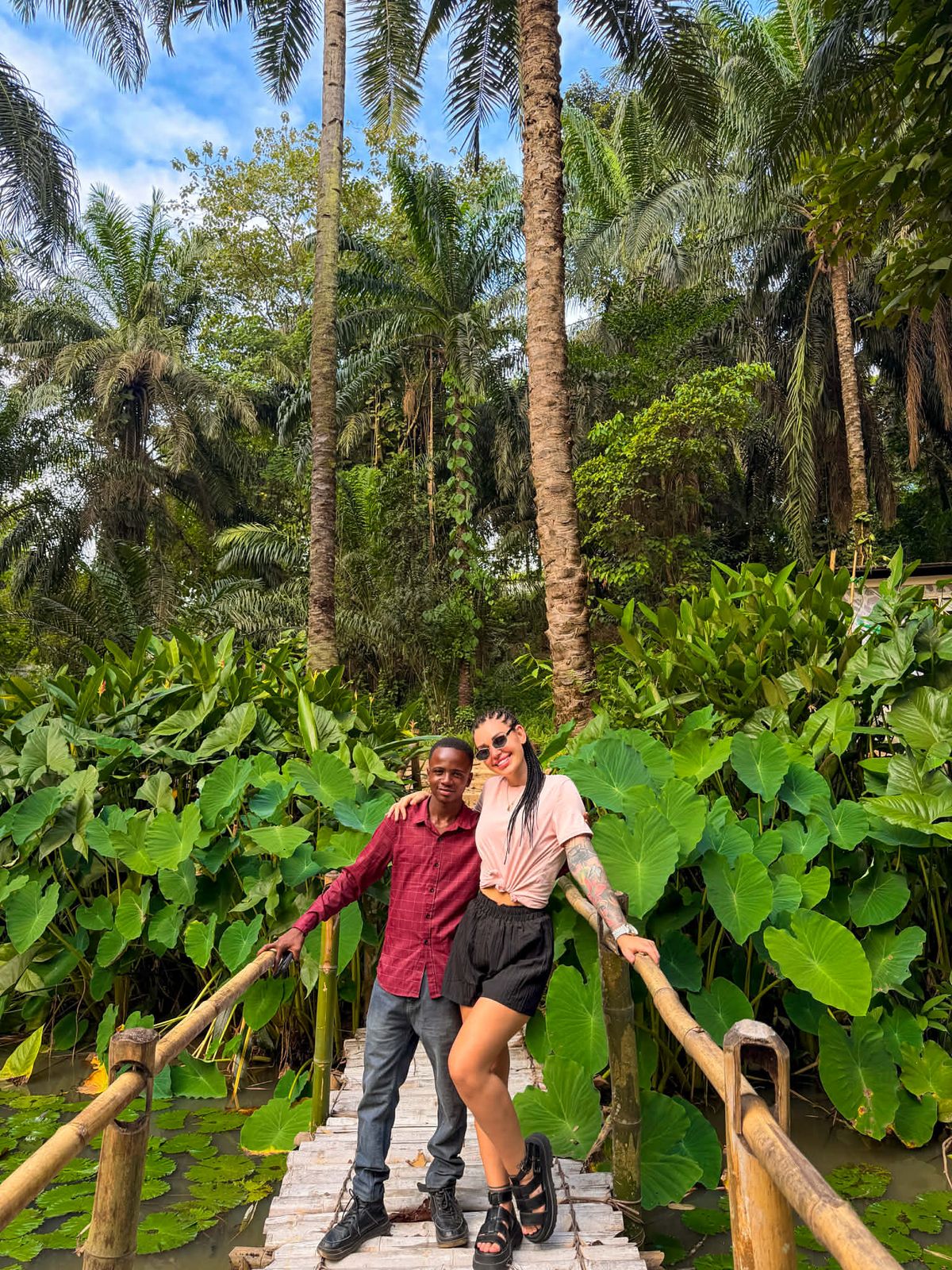 Afrikai gyermekek támogatója Timi, Ephraim-ot már 12 éves kora óta segíti