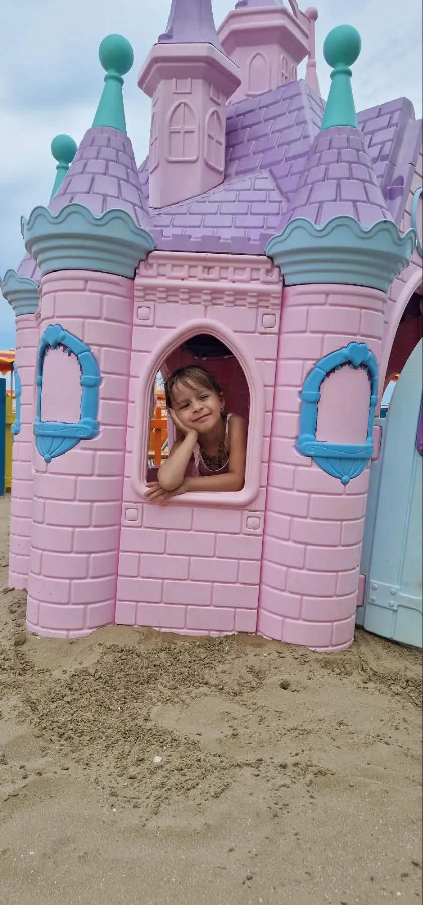 Mira szülei bíznak benne, hogy kislányuk hamarosan meggyógyul és minden olyan lesz, mint régen volt 