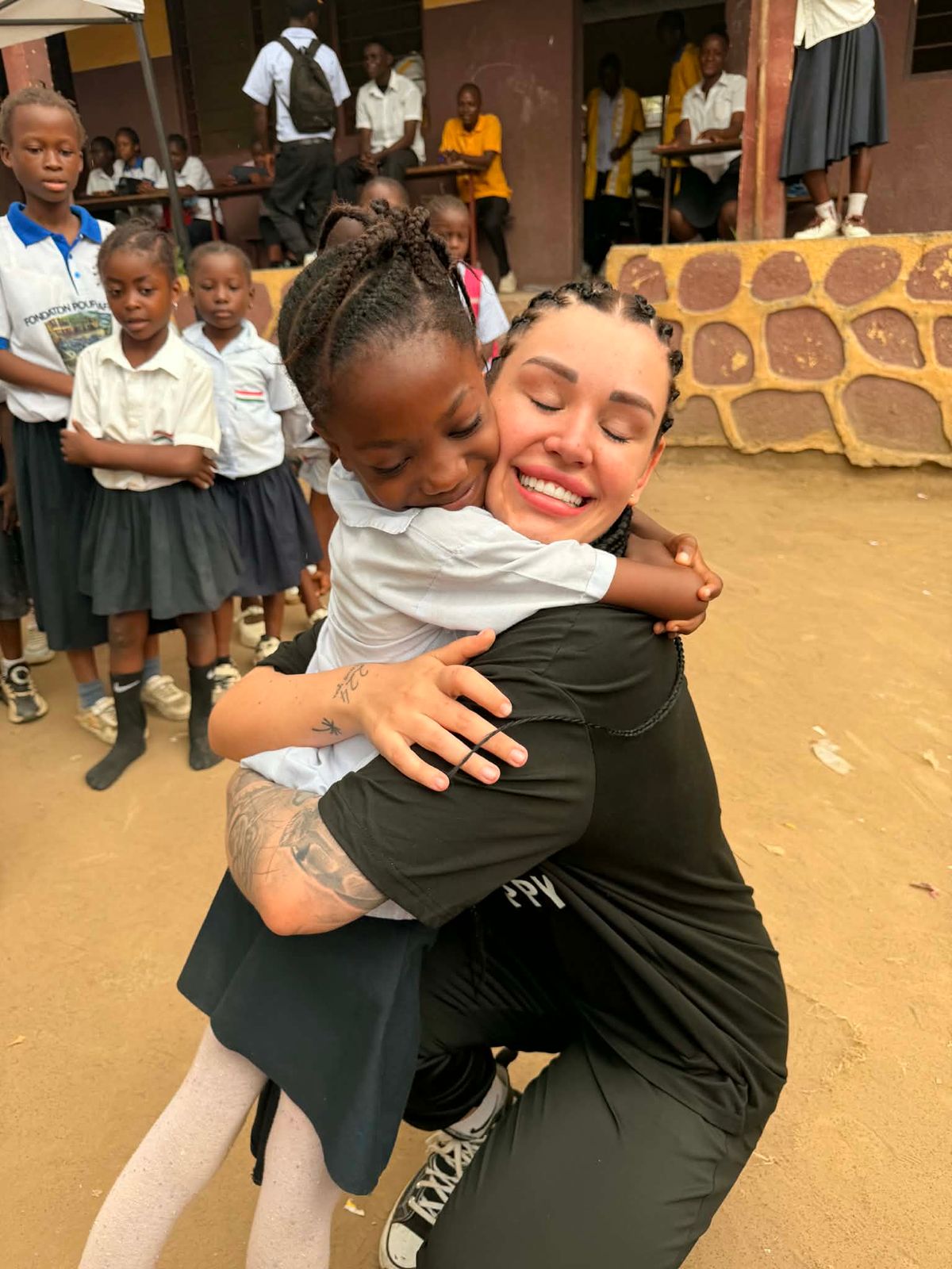 Timit ölelgették és angyalnak hívták, amiért segített