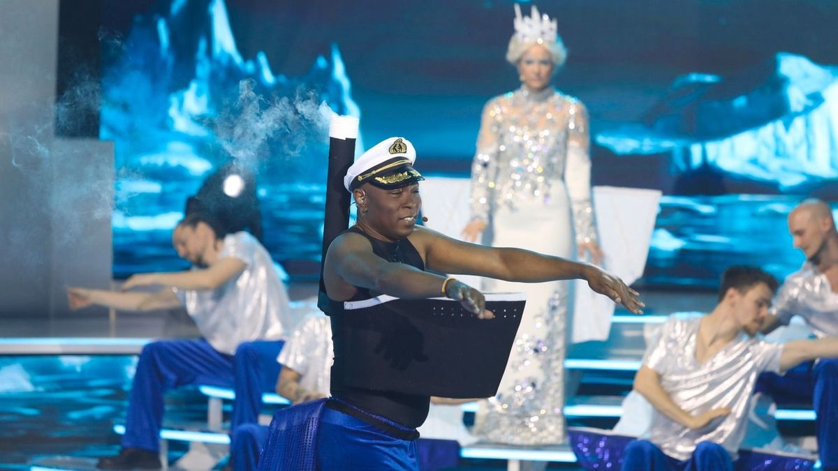 Fekete Pákó és Komonyi Zsuzsi a süllyedő Titanicra ültek