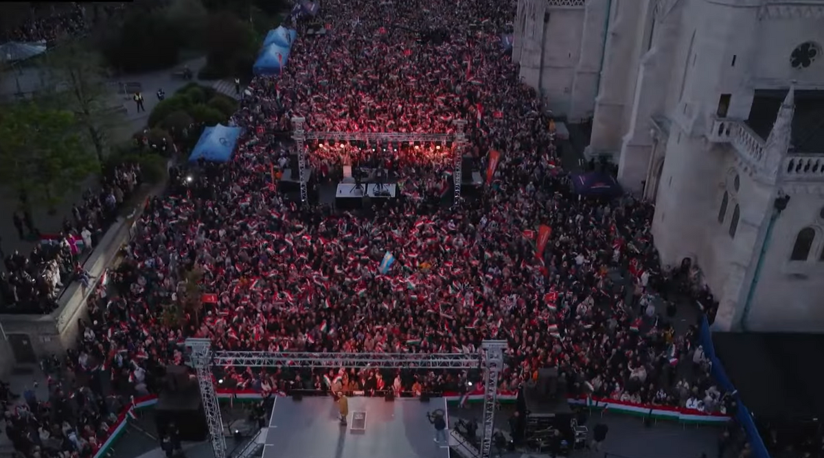 Választás 2026-Orbán Viktor záróünnepség szentháromság tér
