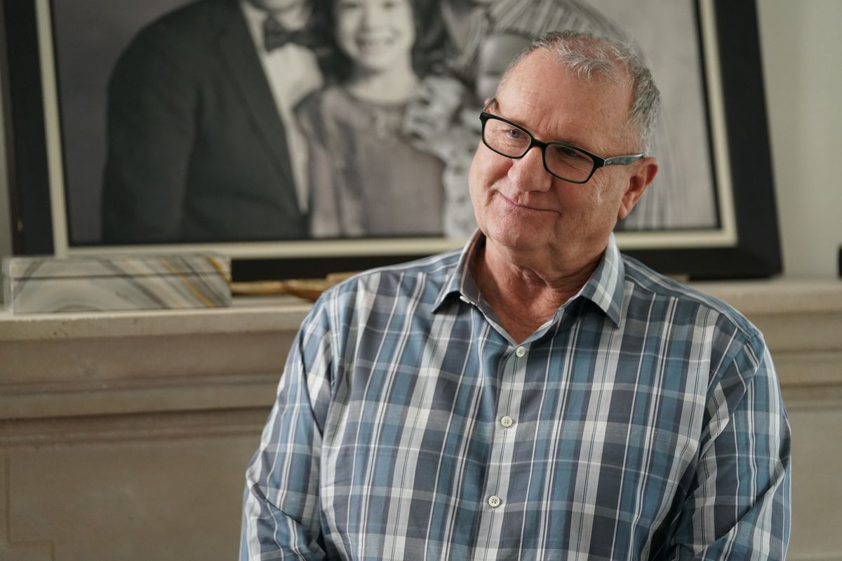 Ed O'Neill: "Apám nagyszerű szülő volt"