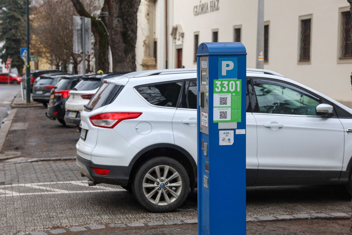 Nagy változások jönnek a parkolással kapcsolatban Budapesten.
