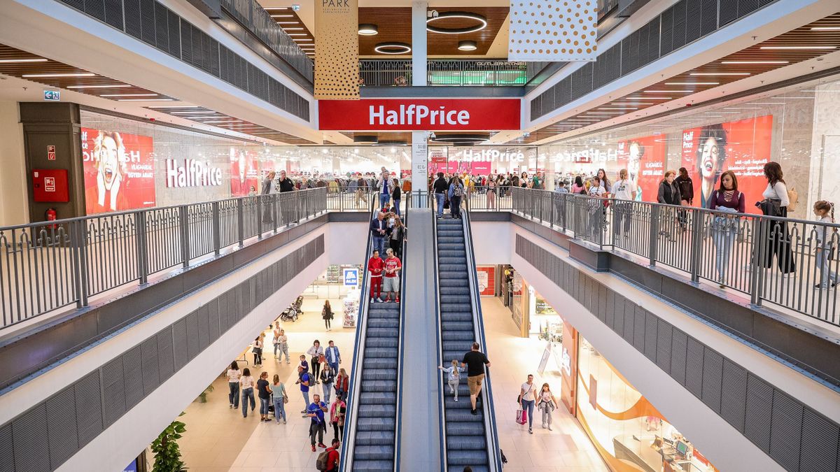 A biztonsági őrök szerint mindennaposak a paranormális jelenségek a záróra után