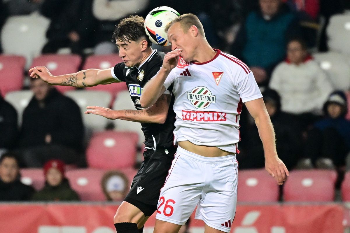 Lang Ádám (jobbra) újra kemény csatát vívhat majd Bánáti Kevinnel a Debreceni VSC-Győri ETO rangadón