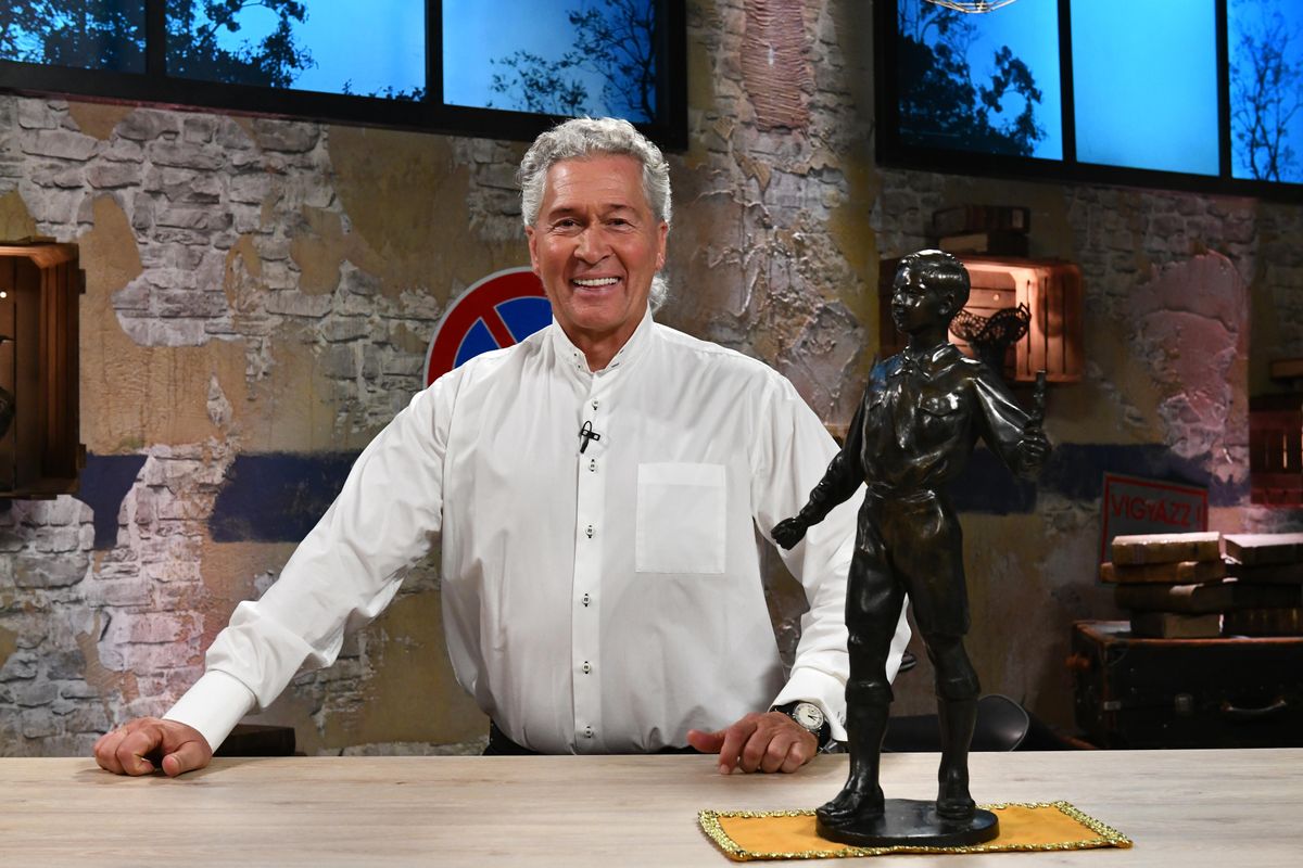 Vajtó Lajos egy szoborral érkezett a Kincsvadászok stúdiójába. 