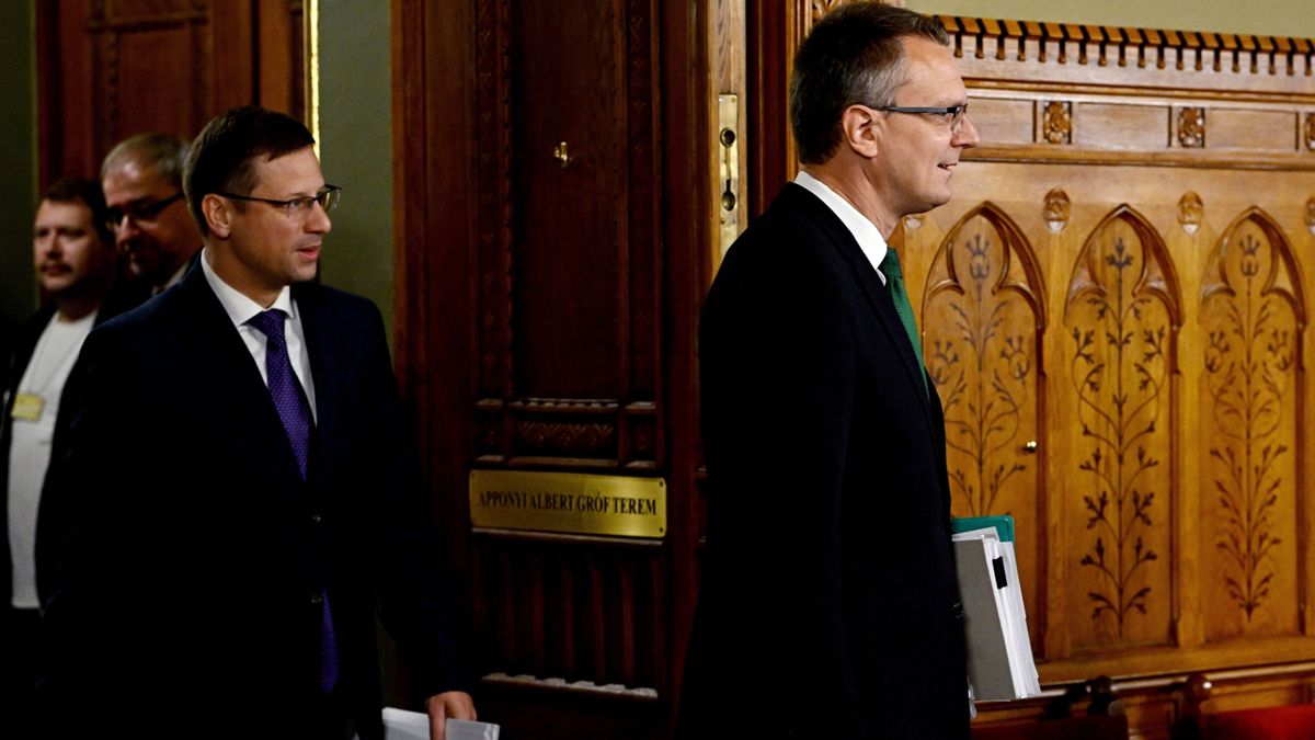 Rétvári Bence: Emelt fővel távozunk