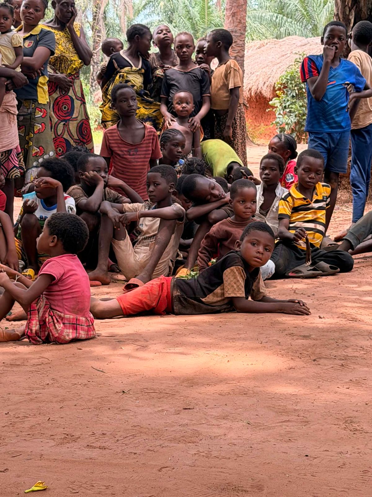 Ez az "osztályterem" a faluban, ide szeretnék építeni az iskolát
