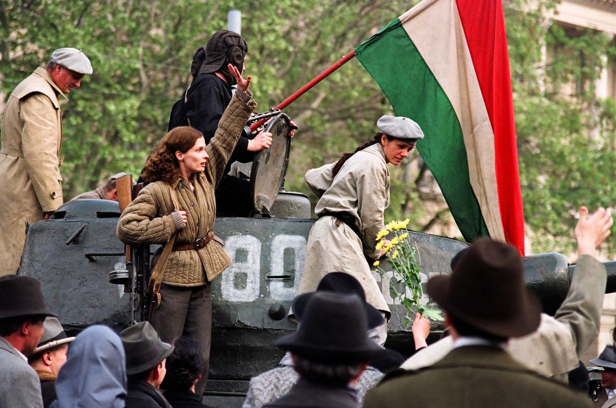 A Szabadság, szerelem 2006-ban mutatta be az 1956-os forradalom és egy szerelmi történet összefonódását.