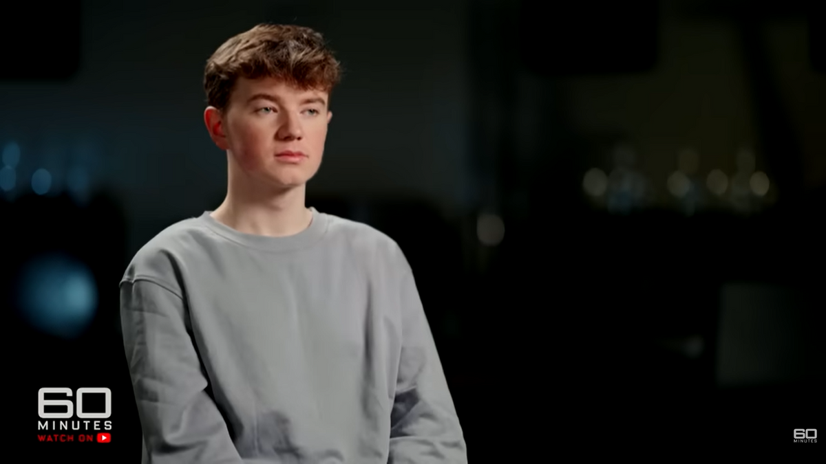 Az eltűnt fiú önként ment el anyjától. Fotó: Youtube