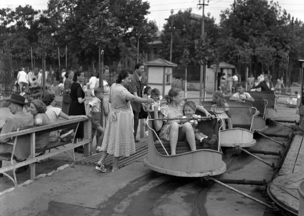 vidámpark a városligetben 1948-ban