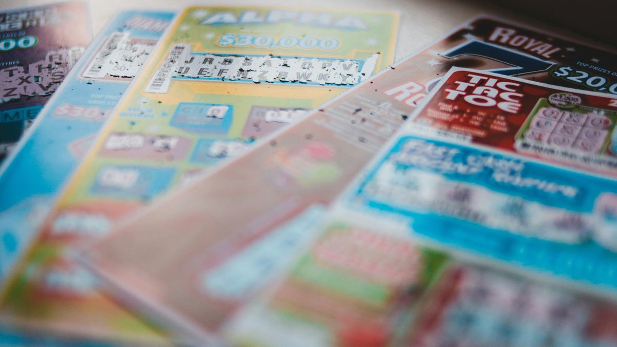 Megnyerte a lottót ey férfi, aki egyeten apró változtatást tett a szerencséje érdekében