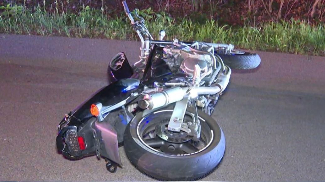 Halálos motorbaleset követelte egy 20 év körüli férfi életét.