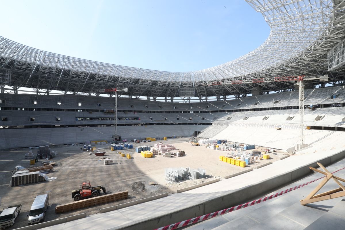 Sportesemények Budapesten: A Puskás Aréna építkezése.